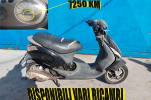 PIAGGIO ZIP 50 4t ANNO 2010 X RICAMBI