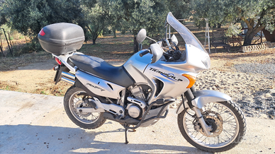 Honda transalp 650 permuta