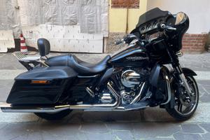 Harley-Davidson FLHX Street Glide