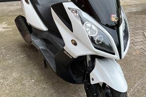 Kymco Downtown 200i - 2011