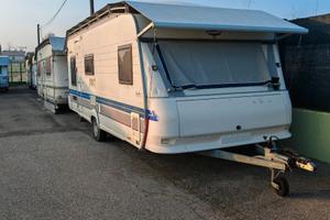 Roulotte Hobby 5 Posti