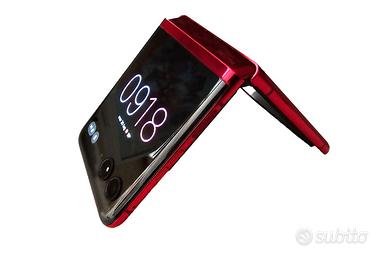 Motorola Razr 40 Ultra Magenta