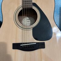 Chitarra acustica F310
