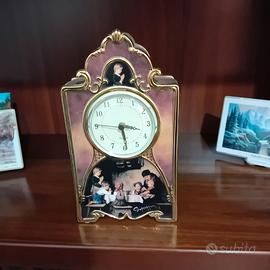 Orologio in porcellana