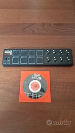Akai LPD8 Laptop Pad Controller 