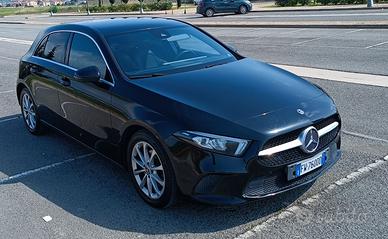 *** MERCEDES CLASSE A 180 D ***
