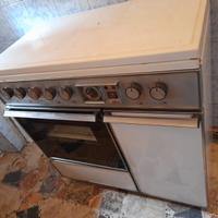 Cucina a gas con forno anni 70