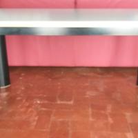 Design, modernariato. Tavolo o scrivania Estel