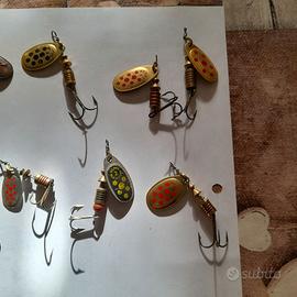 N. 10 ESCHE ARTIFICIALI PESCA, MEPPS CUCCHIAINI