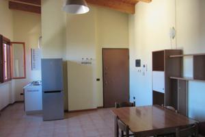 Bilocale all'ultimo piano a Noceto