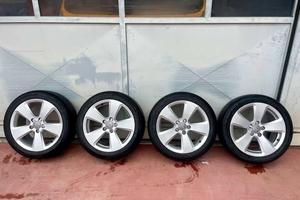 4 cerchi e gomme Audi 17'