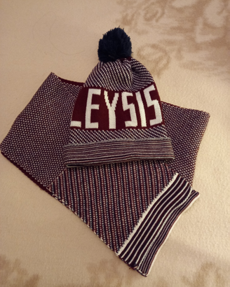 Sciarpa e cappello sisley
