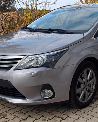Toyota Avensis 2.0 D-4D Wagon