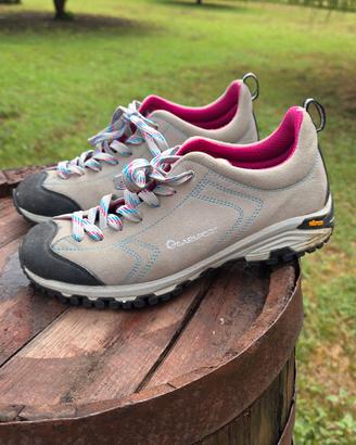 scarpa da donna da montagna n 39.5 suola in vibram