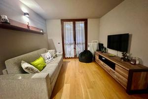 2 LOCALI A PONTE DI LEGNO