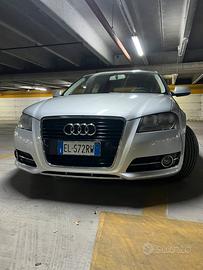 Audi A3 young edition/neopatentati