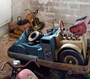 Moto e auto vintage a batteria per bambini anni 8