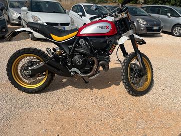 DUCATI Scrambler 800 Desert Sled Red