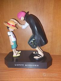 action figures zoro+ace+luffy e shanks