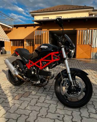 Ducati Monster 695 - 5998 km