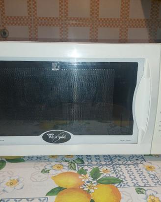 FORNO A MICROONDE WHIRLPOOL VIP 20 DA RIPARARE