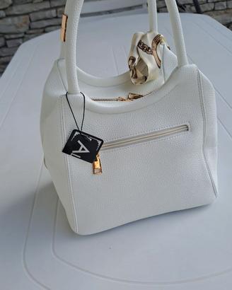 Borsa con doppio manico Bianco latte . Nuova