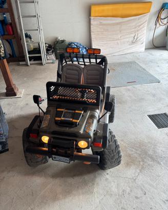 PEG PEREGO GAUCHO SUPERPOWER 24V TOTAL BLACK