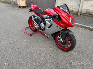 Mv agusta F3
