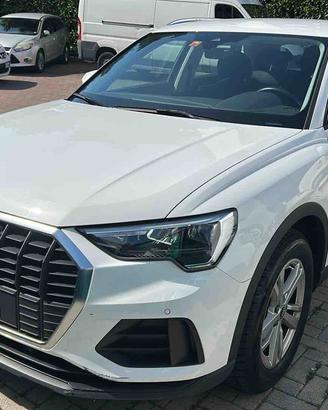 Audi Q3 35 TDI S.t. a.f.f.a.r.r.o.n.e... 2.0.2.2.