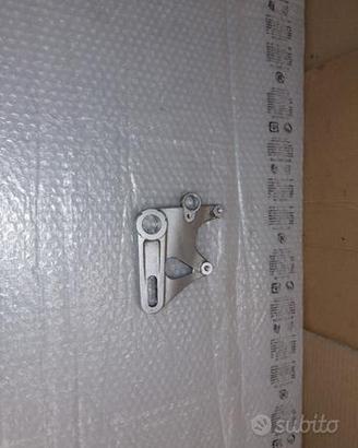 staffa supporto pinza freno posteriore monster 696