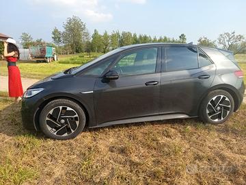 Volkswagen ID.3 2022 – FULL OPTIONAL, PARI AL NUOV