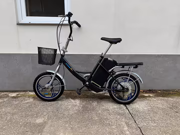 Bici elettrica batteria nuova autonomia 70/80km