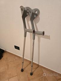 stampelle ortopediche regolabili