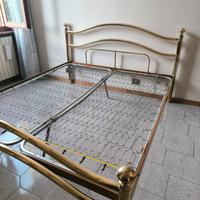 Letto matrimoniale 