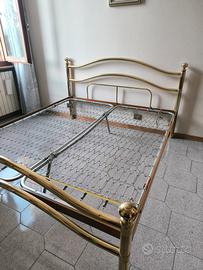 Letto matrimoniale 