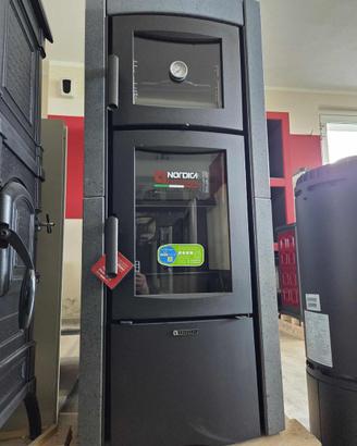 Ester Forno stufa a legna CON FORNO LA NORDICA