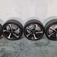Kit ruote Originali Audi 19 con gomme 245-35-19