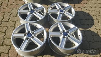 4 +2 Cerchi in lega 16" originali Ford
