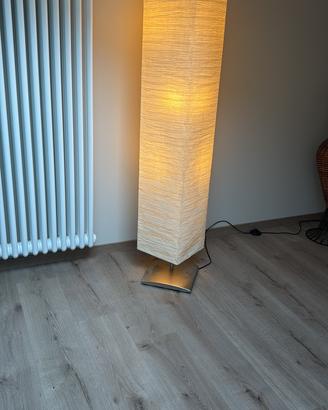 Piantana IKEA MAGNARP