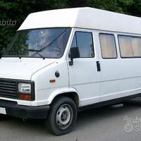 Parabrezza Peugeot J5