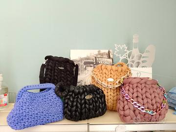 Borse e bombole fatte a mano 