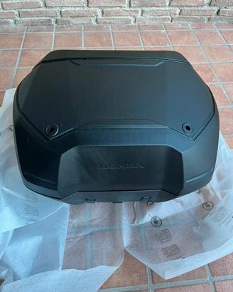 BAULETTO HONDA ADV 350 CON ACCESSORI