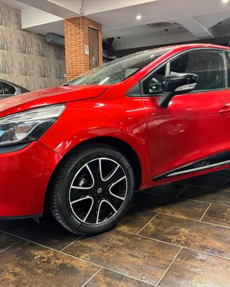 Renault Clio 1.2 75 CV 5 porte Duel