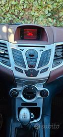 Autoradio Ford Fiesta mk7 2009