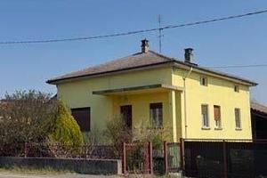 Immobile in asta di 398 m² con 4 locali a Broni