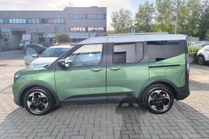 Ford Tourneo Courier 1.0 EcoBoost Powershift Activ