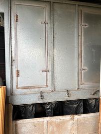 attrezzatura varia per falegnameria