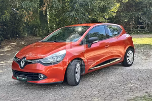 RENAULT Clio 1.2 75CV 5 porte Zen