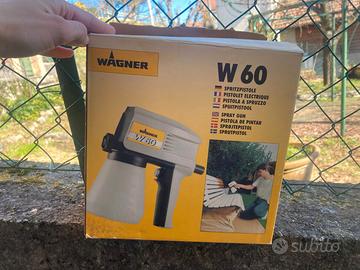 Levigatrice e pistola verniciatura