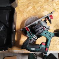 Sega circolare parkside a batteria